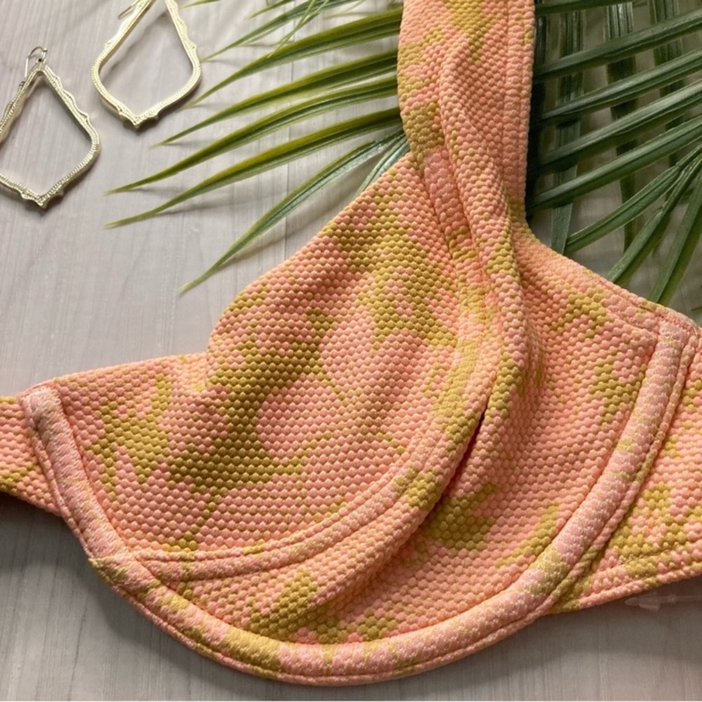 Billabong •• Floral Summer Sun Pink Chloe Underwire Bikini Top | Bondi Bottom - Picture 13 of 16